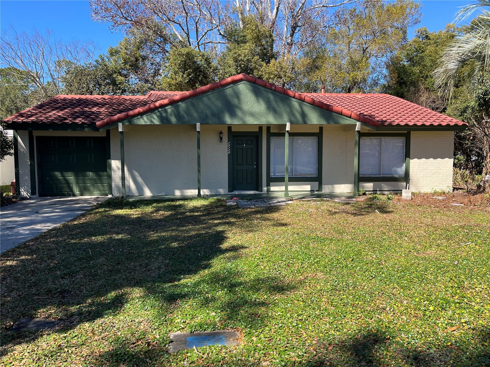 Photo of 10108 Bluff Ct